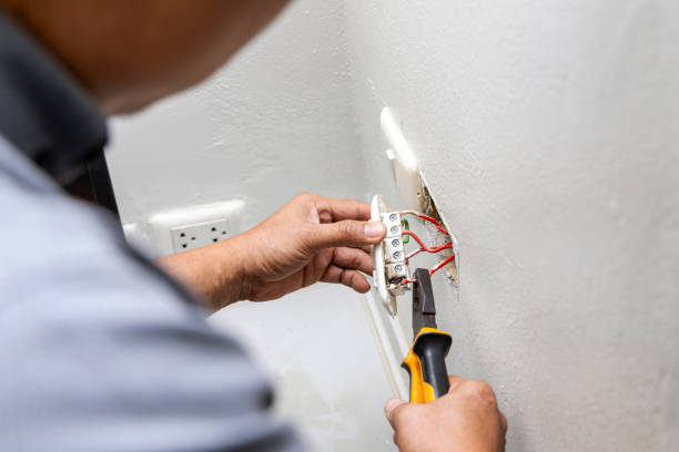 Best Affordable Electrician  in Belvedere, SC